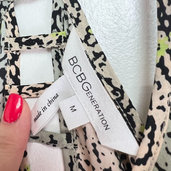 BCBGeneration Women Green/Cream Hi- Low Midi Dress Scoop Neck Spaghetti Strap SZ - Picture 3 of 5